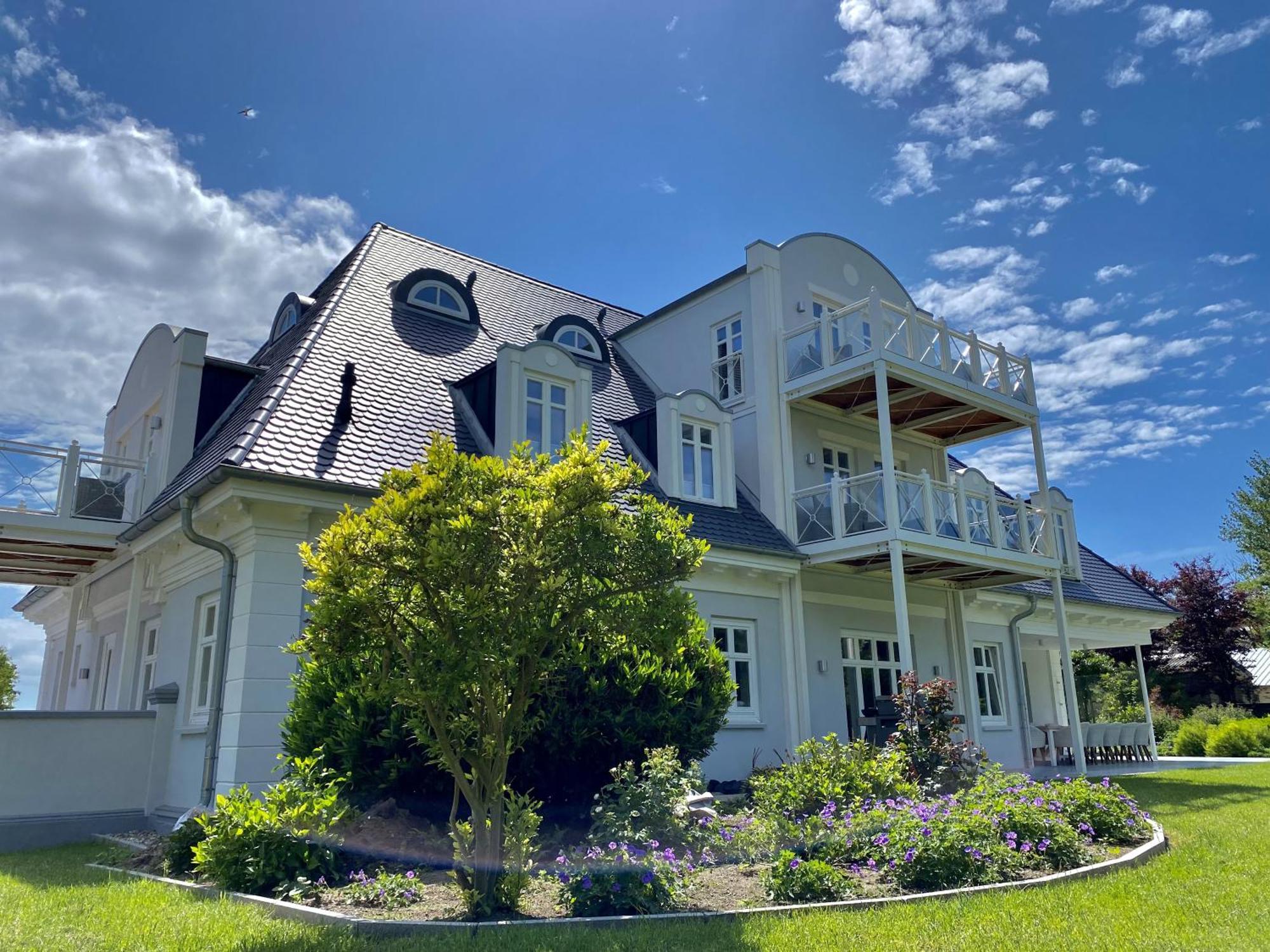 Landhaus Luetjenhof Hotell Großenbrode Exteriör bild